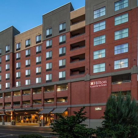 Hilton Garden Inn Tacoma Downtown Bagian luar foto