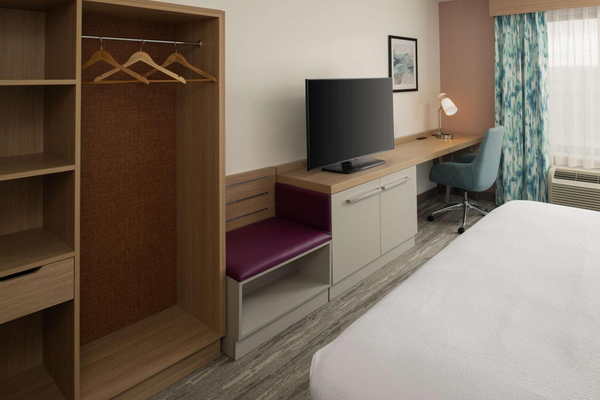 Hilton Garden Inn Tacoma Downtown Bagian luar foto