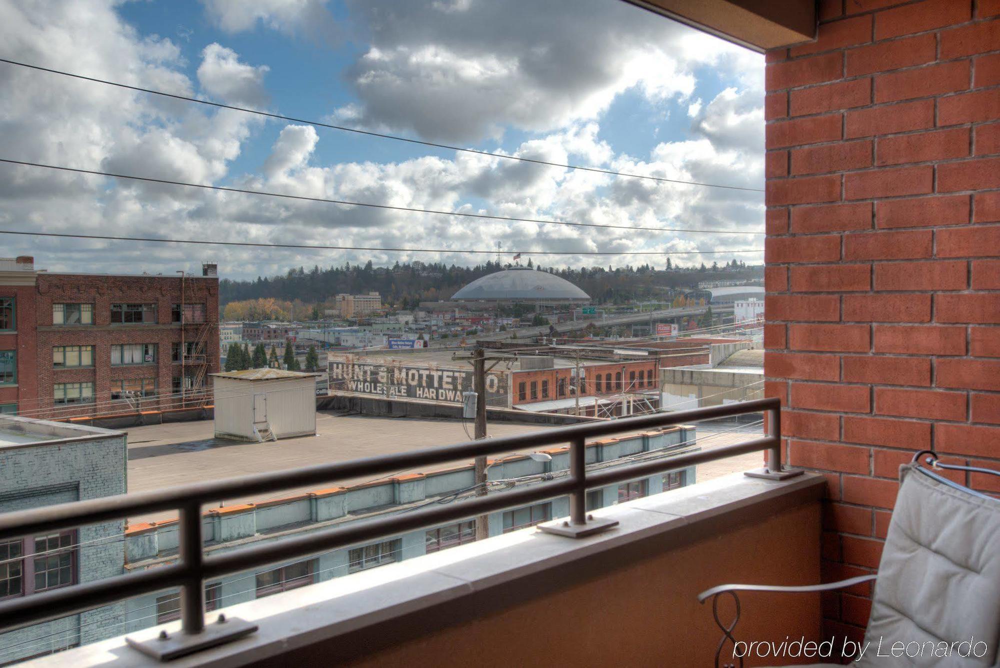 Hilton Garden Inn Tacoma Downtown Bagian luar foto
